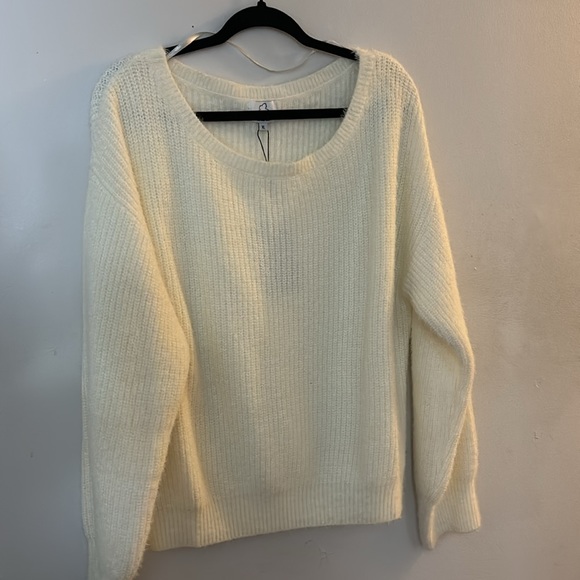 NWT KAWALATEE OFF THE SHOULDER KNIT - Picture 6 of 14